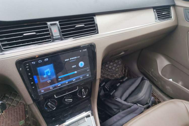 Used Volkswagen Bora 2014 1.4 TSI Manual Comfort Model Audio And AC Panel