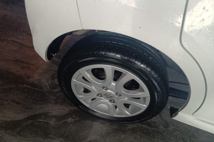 Used Suzuki Alto 2016 1.0L Automatic Deluxe Xuan Dong Edition Exterior 5