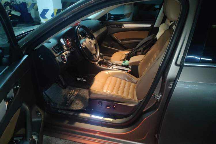 Used Volkswagen Passat 2015 1.8TSI DSG Prestige Edition
