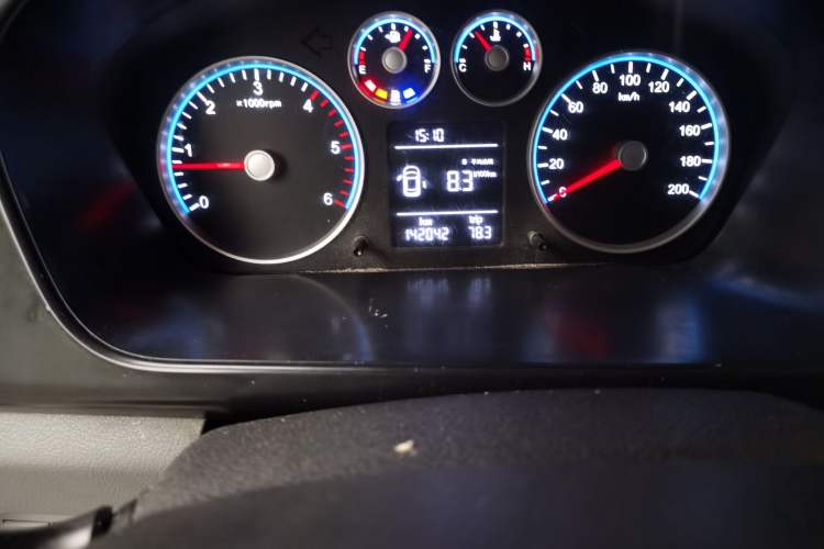 Used Foton Scenic G5 2021 2.0T Diesel Commercial Version 7-Seater Multi-Purpose Passenger Vehicle 4F20TC3
