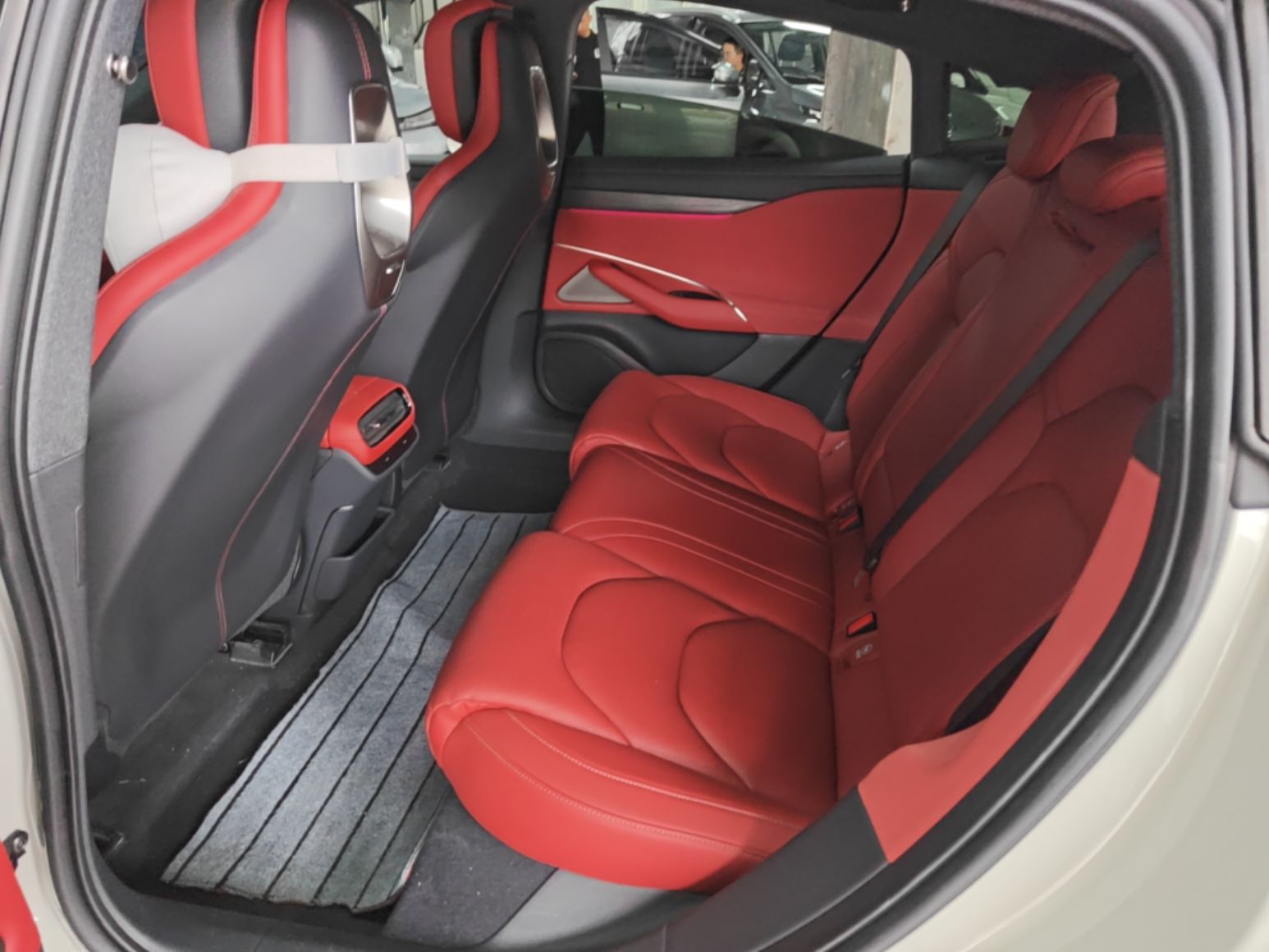 Xiaomi Auto SU7 2024 Rear-Drive Long-Range Intelligent Driving Version — снимка 20