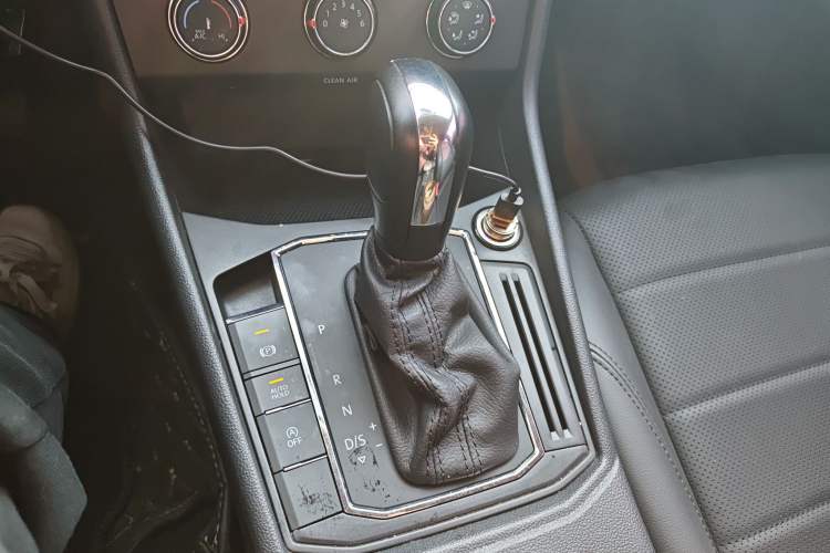 Used Volkswagen Lavida 2019 1.5L Automatic Comfort Edition China VI Standard