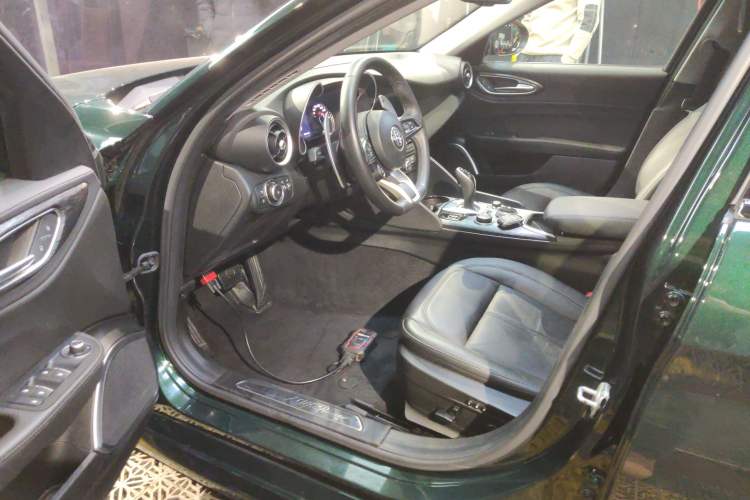 Used Alfa Romeo Giulia 2021 2.0T 280HP Luxury Edition