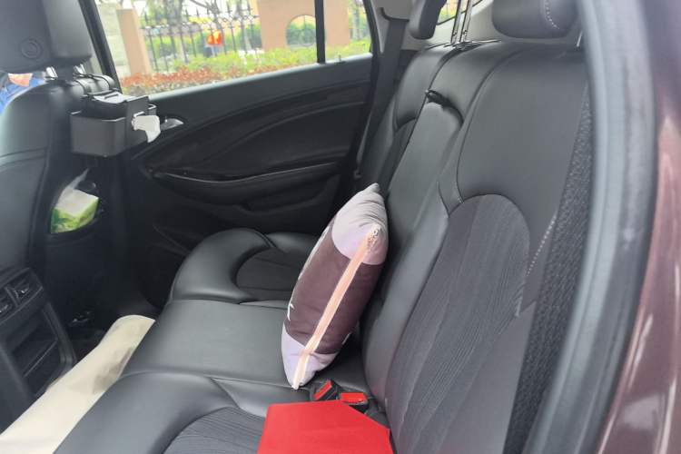 Used Buick Envision 2018 20T Two-Wheel-Drive Leading Model