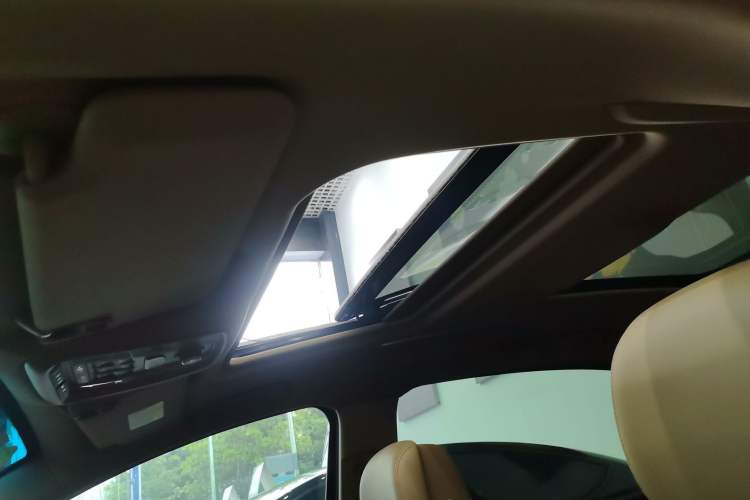 Used Buick GL8 2020 ES Land Cruiser 653T Luxury Model