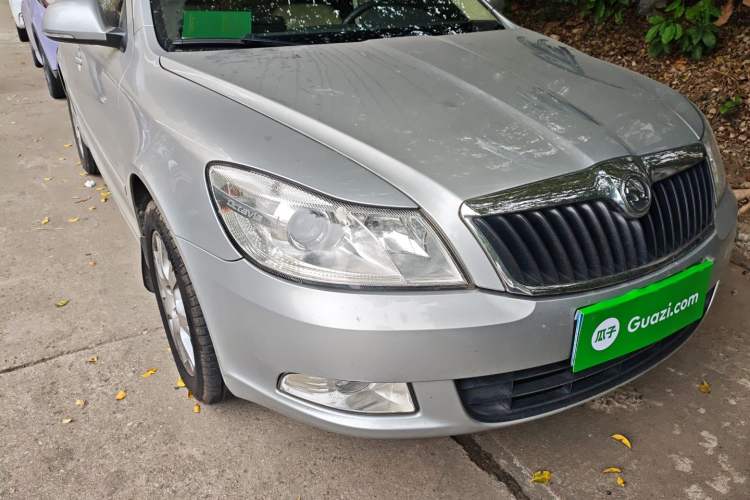 Used Skoda Octavia 2015 Classic Model 1.6L Automatic Yijie Version
