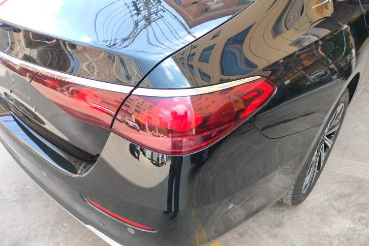 Used Mercedes-Benz E-Class 2024 E 300 L Luxury Model
