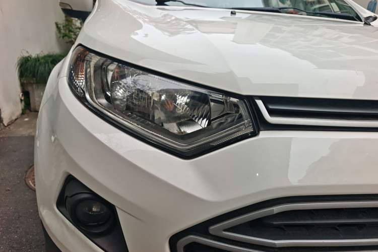 Used Ford EcoSport 2013 1.5L Automatic Fashion Model
