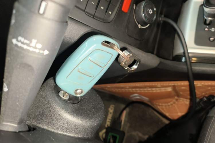 Used Citroen C4L 2015 1.8L Automatic Luxury Edition Interior 1