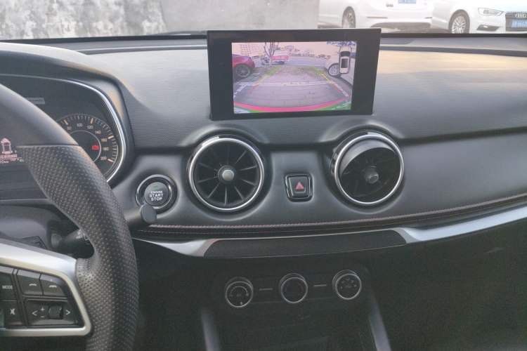 Used Dongfeng Fengon 500 2022 1.5T Manual Enjoyment Model