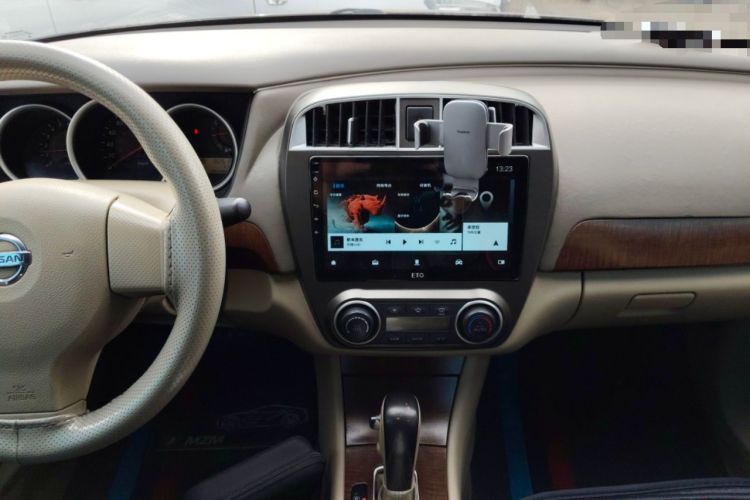 Used Nissan Sylphy 2009 1.6XL Automatic Luxury Sunroof Edition Audio And AC Panel