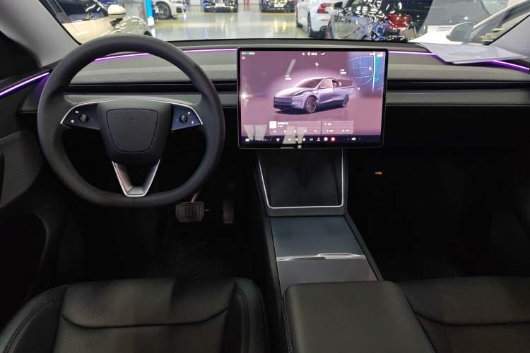 Used Tesla Model Y 2025 Rear-Wheel-Drive Version
