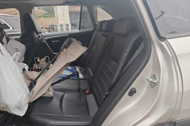 Used Toyota Wildlander 2020 Dual-Engine 2.5L E-CVT Two-Wheel Drive Luxury Edition