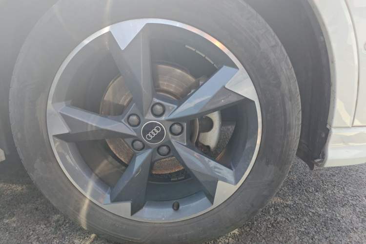 Used Audi Q3 2021 35 TFSI Fashion Dynamic Model
