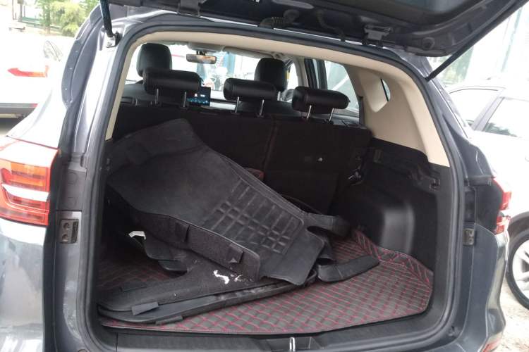 Used BYD Song 2020 Classic Edition 1.5T Automatic Elite Model Trunk