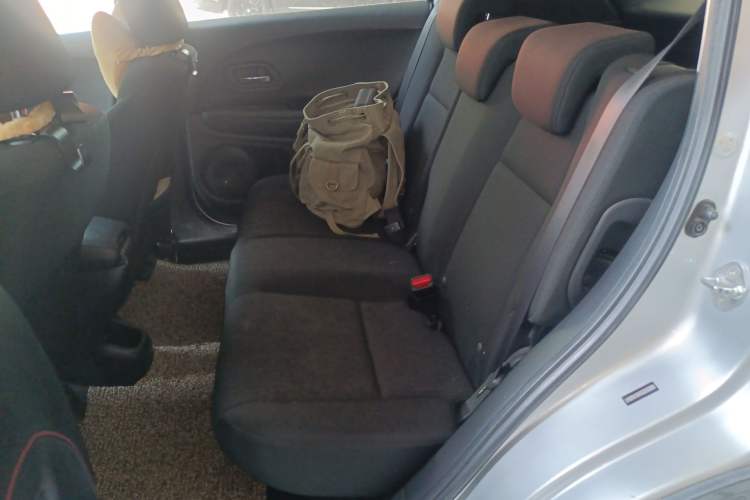 Used Honda Vezel 2015 1.5L CVT two-wheel drive Comfort trim
