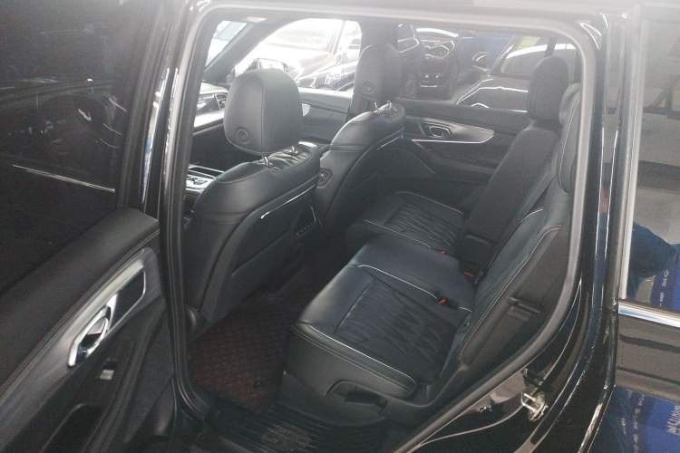 Used GAC Trumpchi GS8 2022 Flagship Series 2.0 TGDI Two-Wheel-Drive Prestige Edition (7 Seats) Left Rear Seat