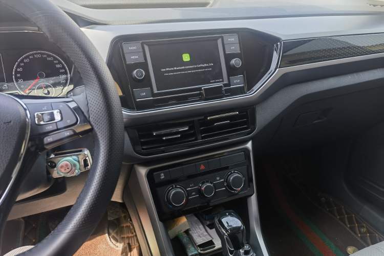 Used Volkswagen T-Cross 2019 280TSI DSG Comfort Edition Audio And AC Panel