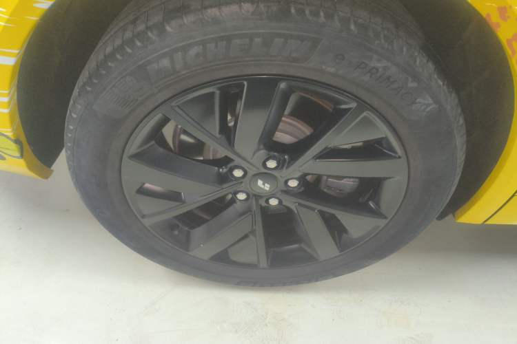 Used Li Auto L8 2023 Pro Model