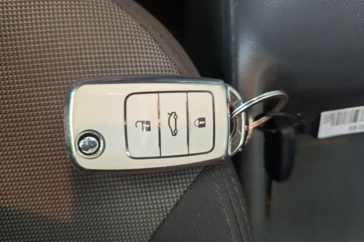 Used CHANGAN NEVO Lumin 2025 205km Refreshing Edition
