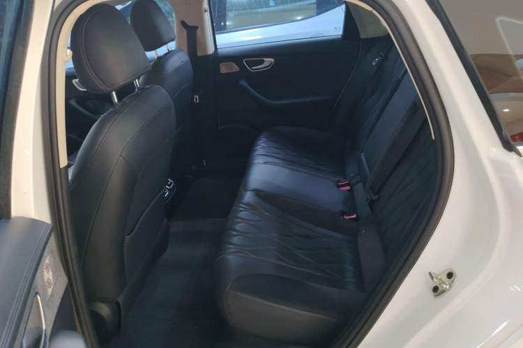 Used Roewe D7 2023 EV 510km Rear-Drive Flagship Edition
