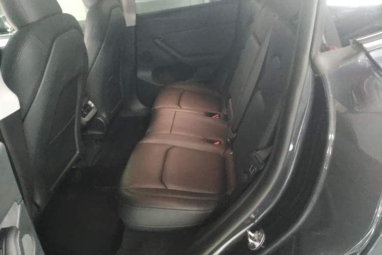 Used Tesla Model Y 2024 Rear-Wheel-Drive Version
