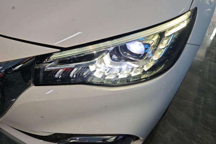 Used MG HS 2018 30T Automatic 2WD Trophy Hormone-Driven Edition China V Standard Left Front Headlight