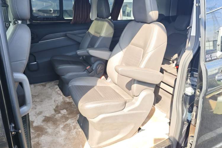 Used Ford Tourneo Custom 2023 2.0T Automatic Prestige Edition