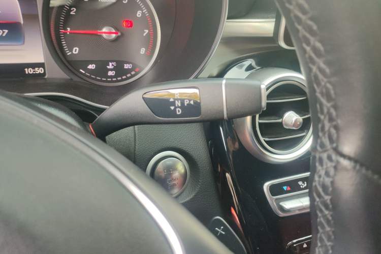 Used Mercedes-Benz GLC Coupe 2019 GLC 200 4MATIC Coupe SUV Gear Lever