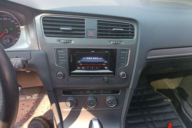 Used Volkswagen Golf 2016 1.6L Automatic Comfort Model
