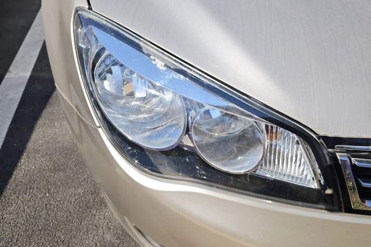 Used Roewe 350 2014 1.5L Automatic Xunyue Version Right Front Headlight