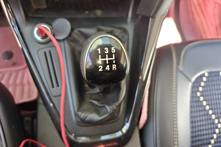 Used Ford Focus 2017 Sedan 1.6L Manual Fashion Edition Smart Drive Version