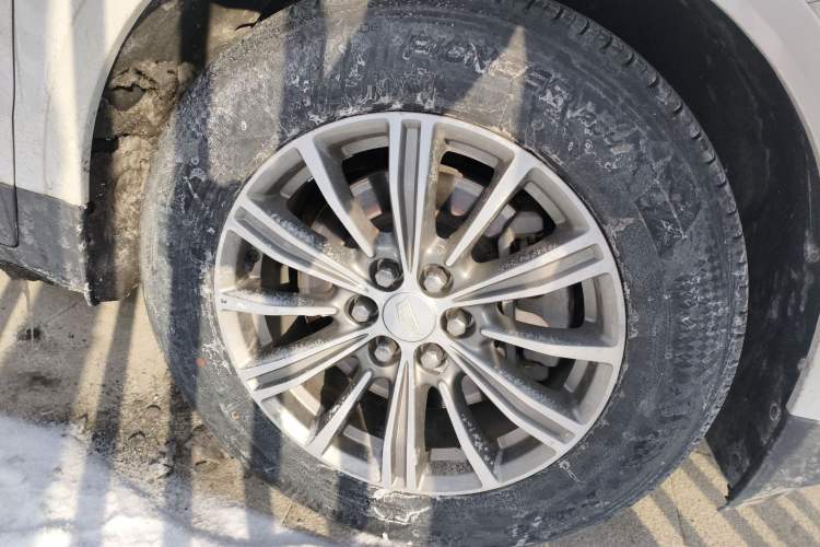 Used Cadillac XT5 2018 25T Luxury Model