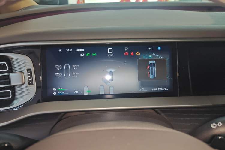 Used Denza D9 2025 DM-i Intelligent Drive 1020 Four-Wheel Drive Flagship Model