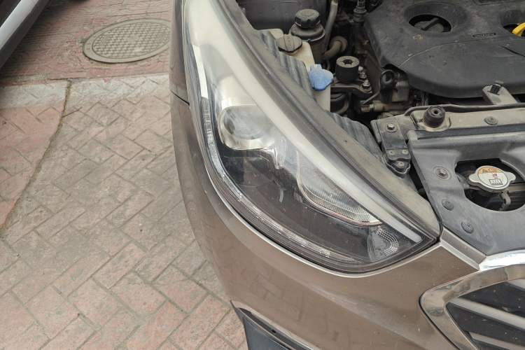 Used Hyundai ix35 2013 2.0L Automatic Two-Wheel Drive Smart GLS China IV Standard
