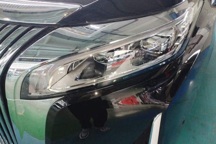 Used Wey Gaoshan 2025 Four-Wheel Drive Alpine 8
