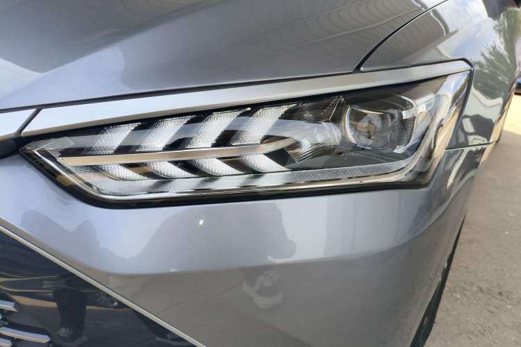 Used BYD Qin PLUS 2021 DM-i 55KM Flagship Model Left Front Headlight