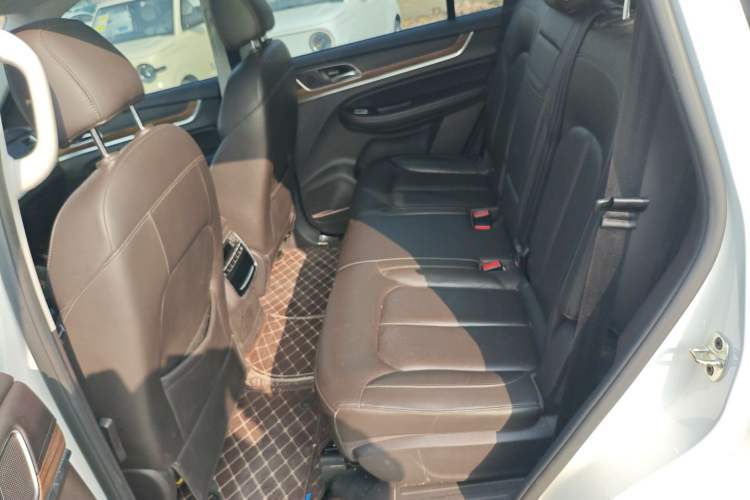 Used Roewe RX8 2019 30T Smart Connectivity Two-Wheel Drive Supreme Flagship Edition