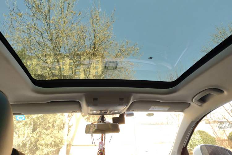 Used Volkswagen Tharu 2019 280TSI Two-Wheel Drive Comfort Edition China V Standard Headliner