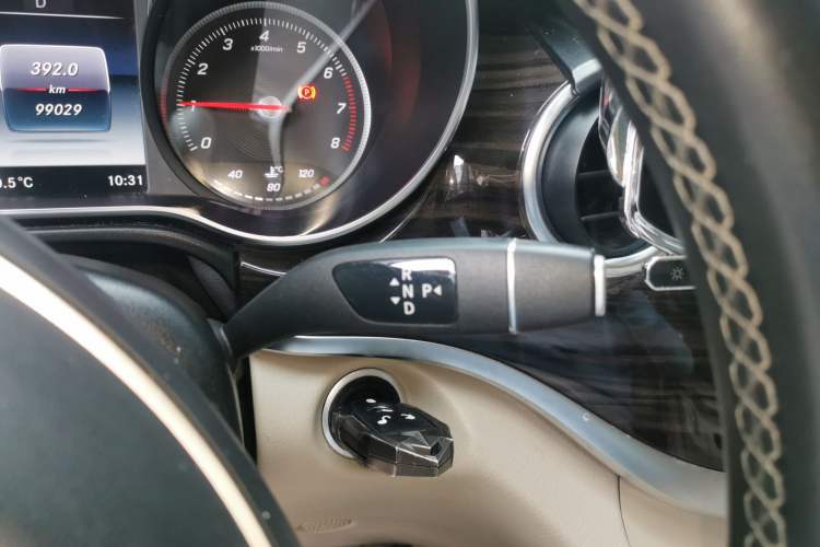 Used Mercedes-Benz V-Class 2018 V 260 Avantgarde Edition China VI Gear Lever