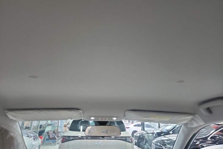 Used Wuling Bingo S 2025 Model 325km Deluxe Edition