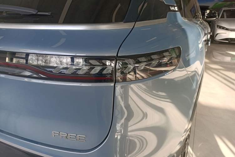 Used VOYAH FREE 2022 Four-Wheel Drive Ultra-Long Range Pure Electric Version
