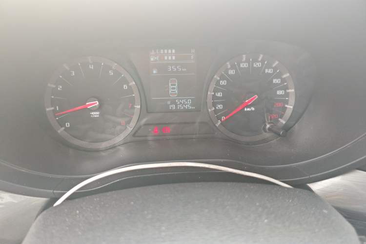 Used GAC Trumpchi GA6 2016 235T Manual Elite Edition Odometer Close Up