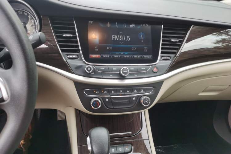 Used Buick Verano 2019 Sedan 15S Automatic Leading Model Audio And AC Panel