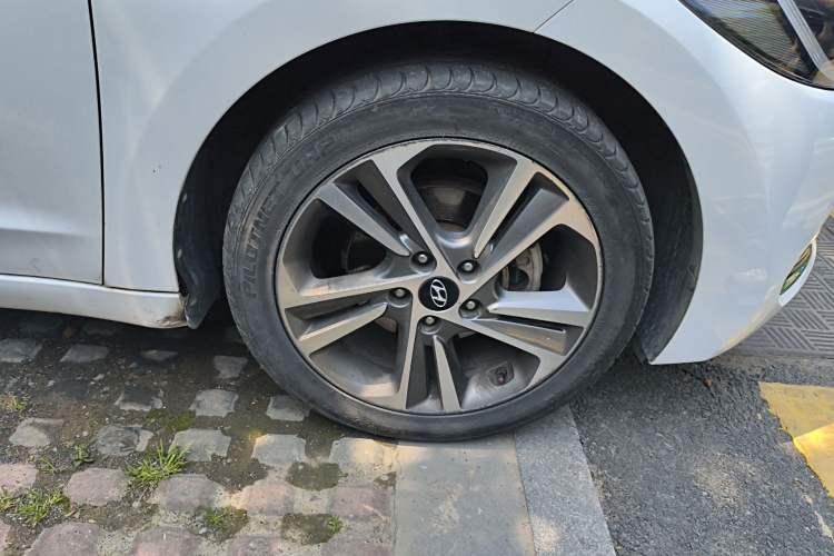 Used Hyundai Elantra (6th Generation / Lingdong) 2016 1.6L Automatic ZhiXuan – Elite Version
