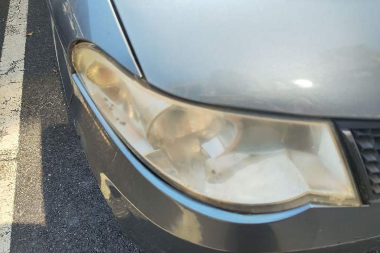 Used Wuling Hongguang 2010 1.4L Practical Version Right Front Headlight