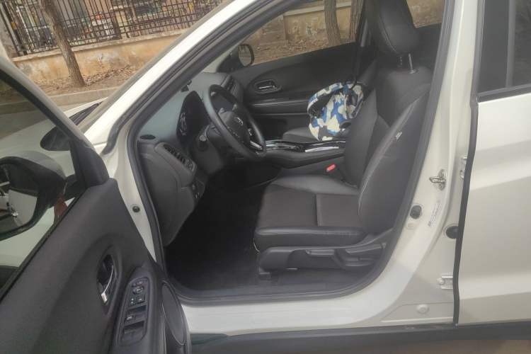 Used Honda Vezel 2019 1.5L CVT Pioneer Edition China V Left Front Seat