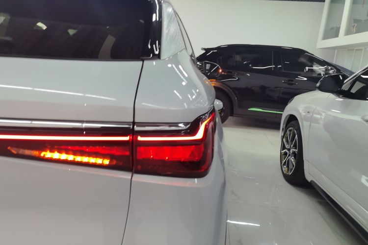 Used BYD Yuan PLUS 2022 430 km Luxury Version Exterior 3