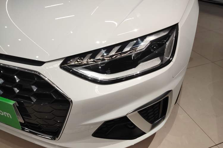 Used Audi A4L 2024 40 TFSI Fashion Dynamic Model