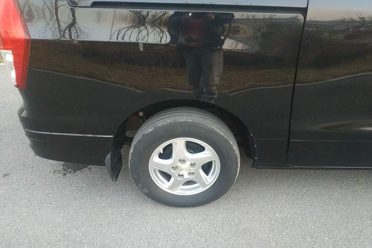 Used FORTHING Lingzhi PLUS 2021 2.0L Manual Comfort Version 7 Seats